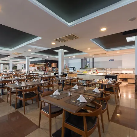 Sandos (adults Only) ホテル 4*